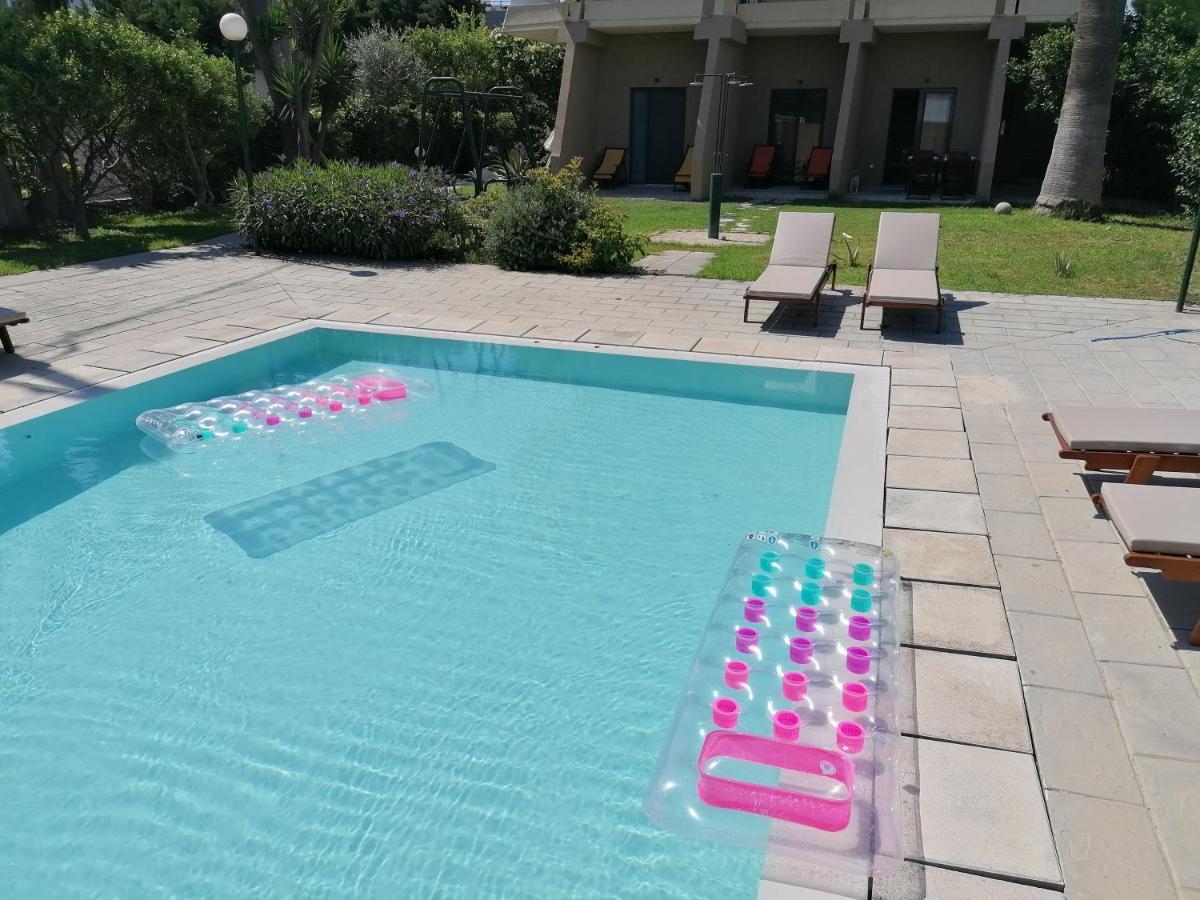 Endless Summer Pool Flat Ixia  Dış mekan fotoğraf